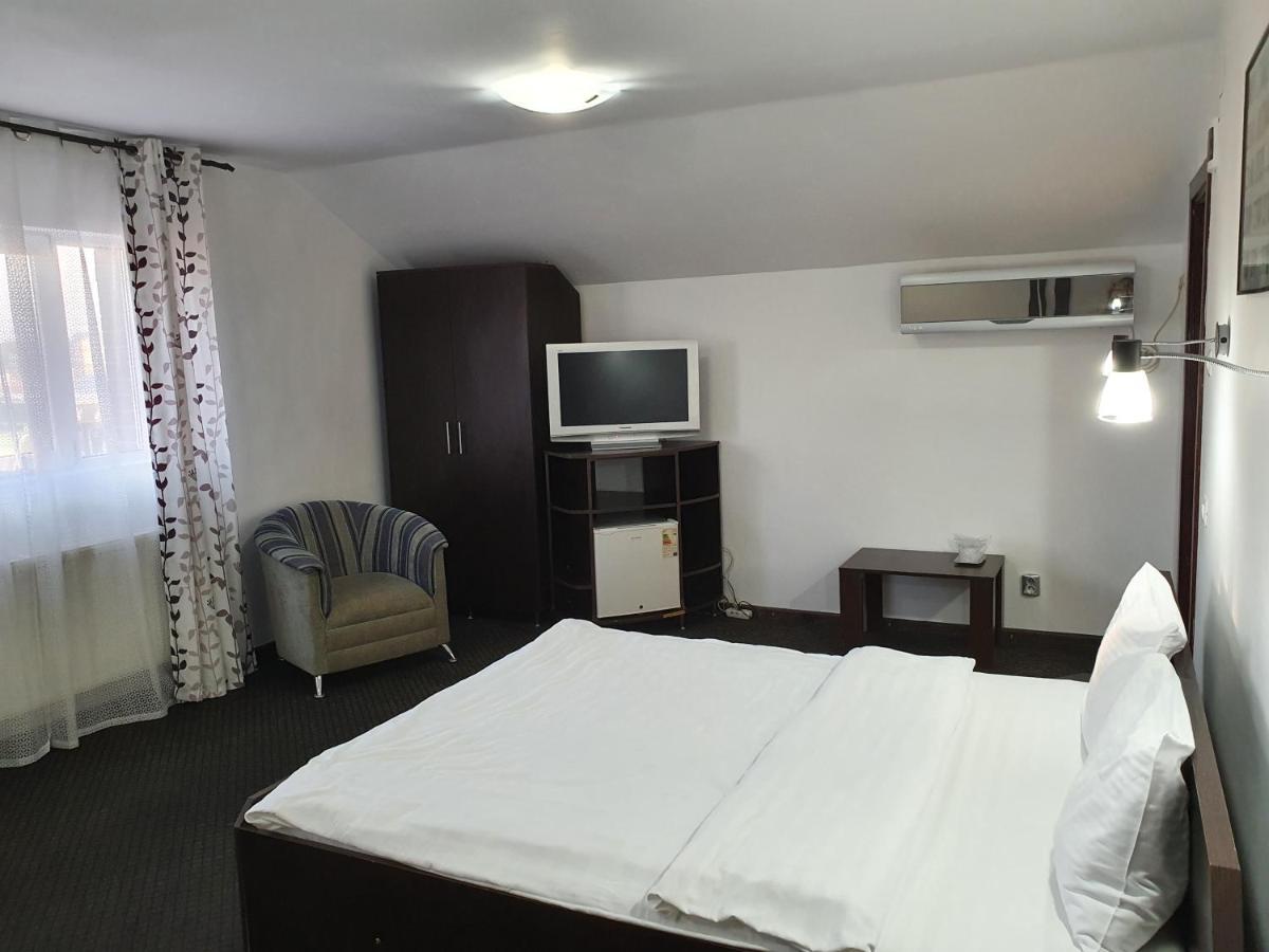 Motel Davios Târgu Jiu Exteriér fotografie