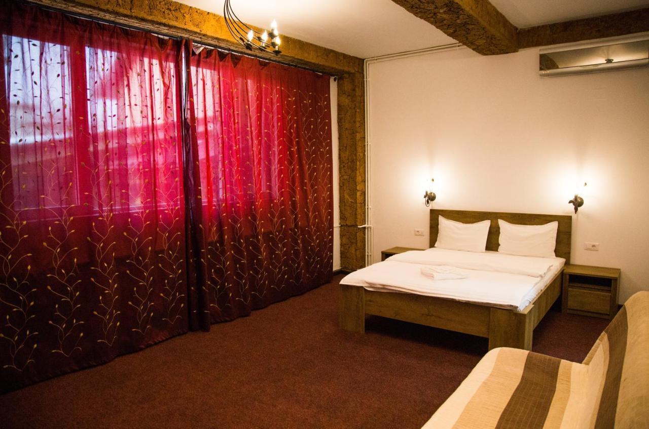 Motel Davios Târgu Jiu Exteriér fotografie